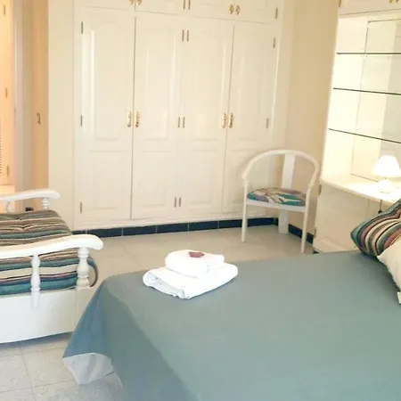 Paseo Miramar Apartment