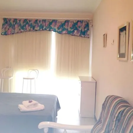 Paseo Miramar Apartament *